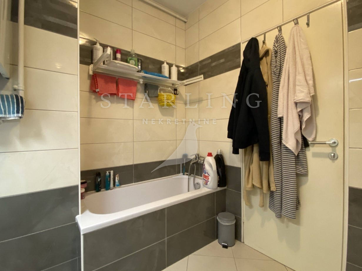 Квартира, 991 м², 216 906$ — FAKTOR