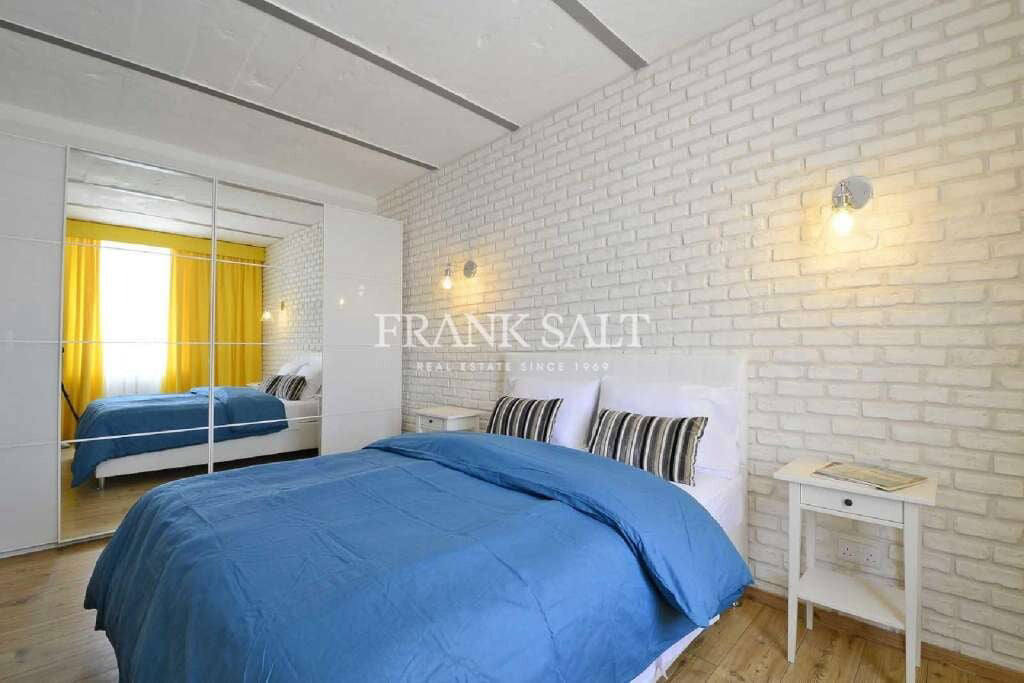Квартира, 1076 м², 890 000$ — FAKTOR