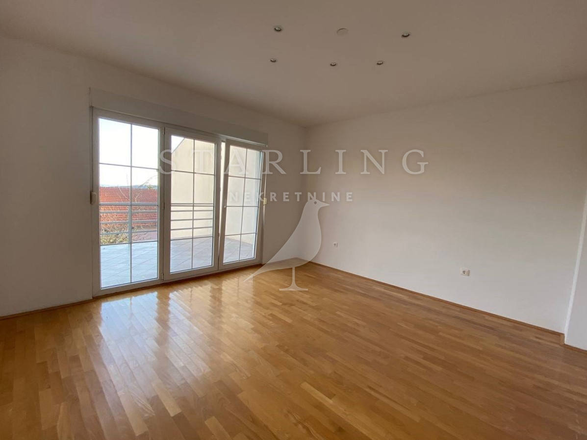 Квартира, 1206 м², 169 292$ — FAKTOR