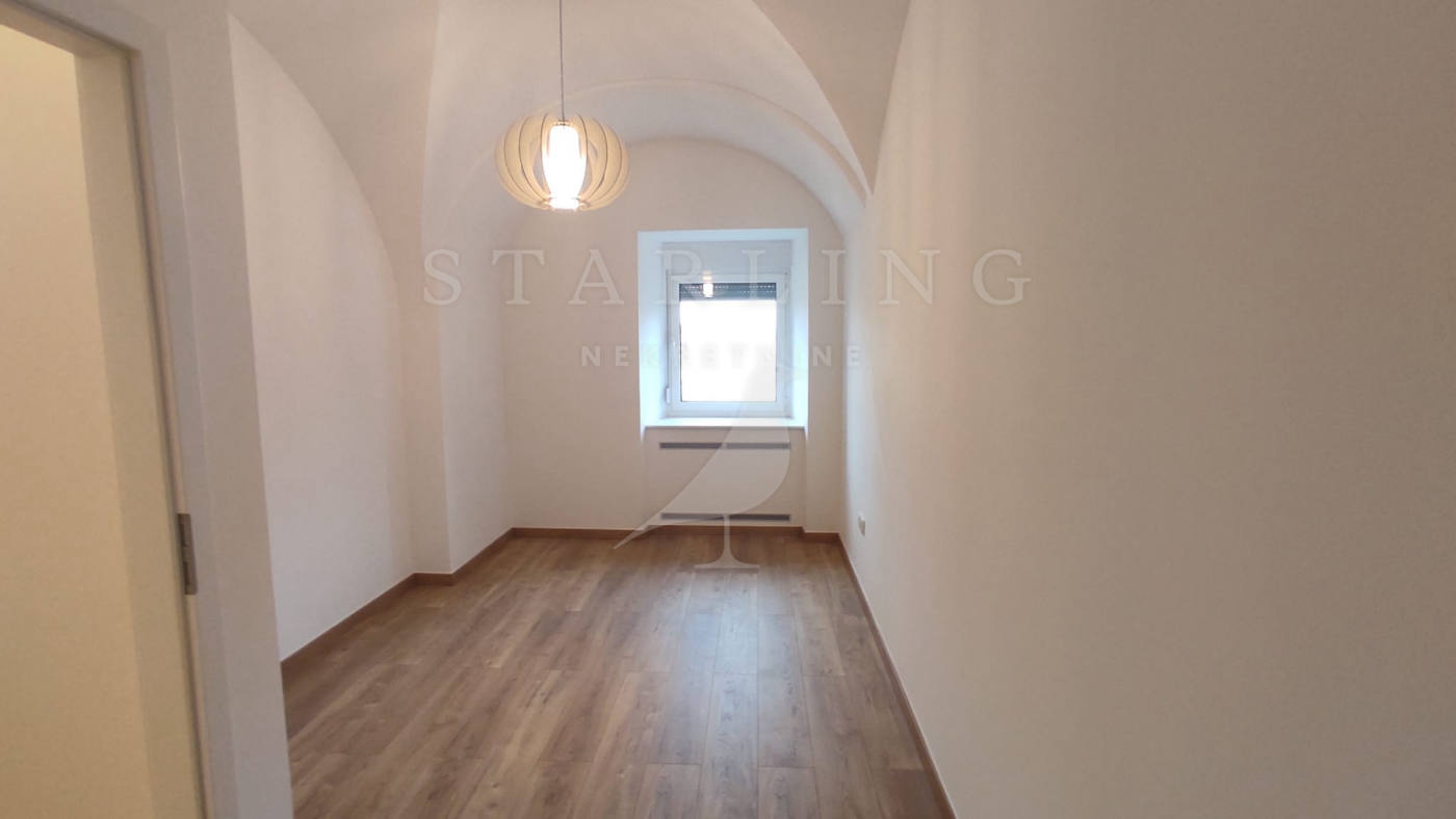 Квартира, 819 м², 298 865$ — FAKTOR
