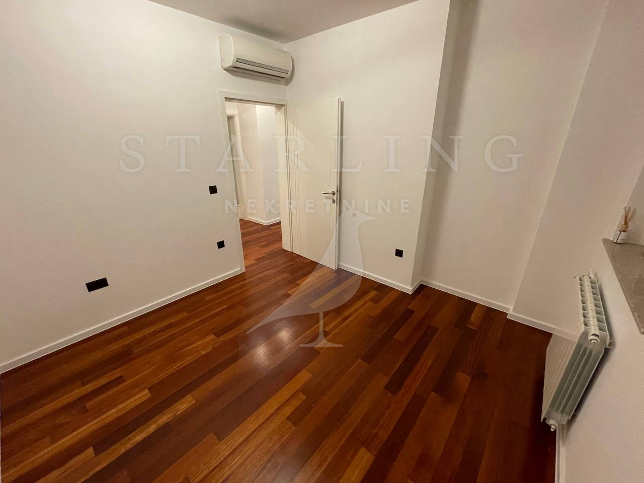 Квартира, 1034 м², 213 475$ — FAKTOR