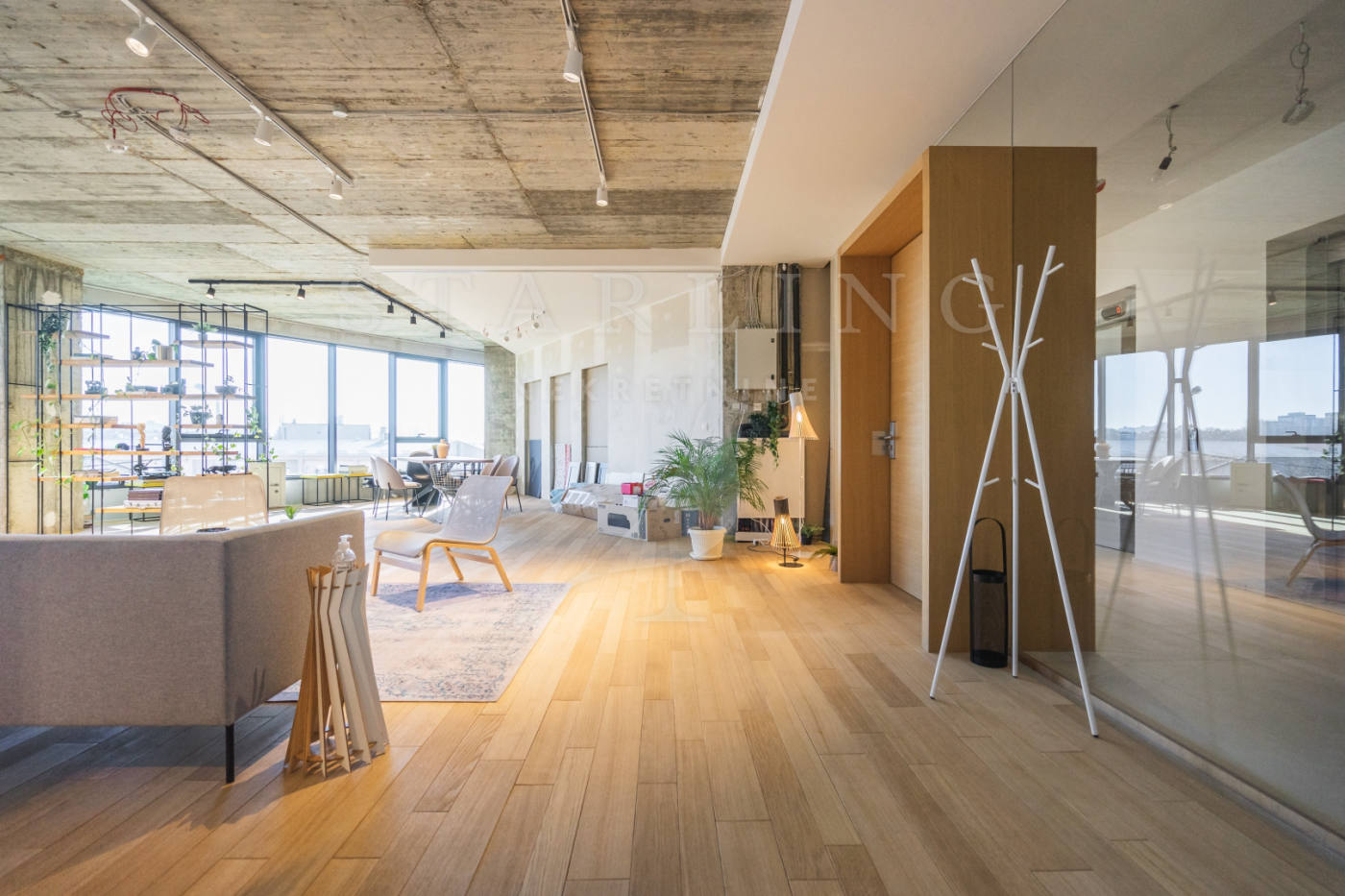 Квартира, 1302 м², 336 358$ — FAKTOR