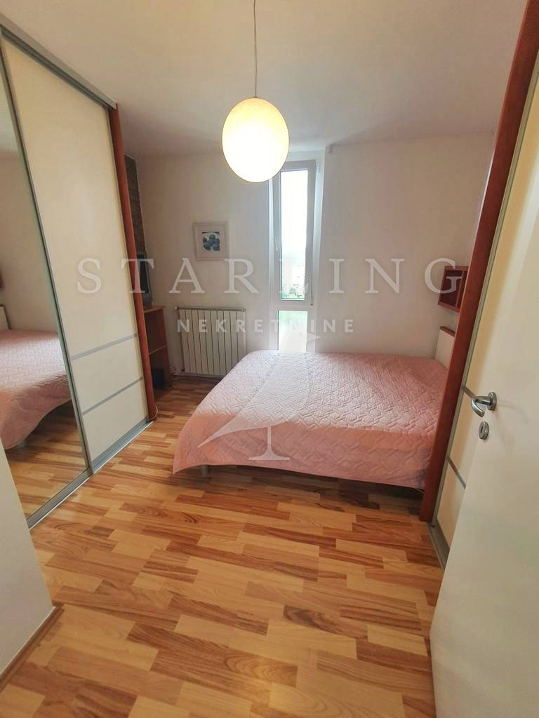 Квартира, 1012 м², 273 828$ — FAKTOR