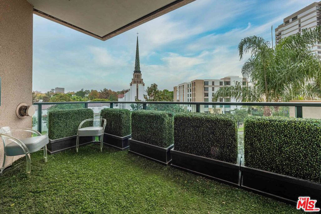 Квартира, 2776 м², 2 499 000$ — FAKTOR
