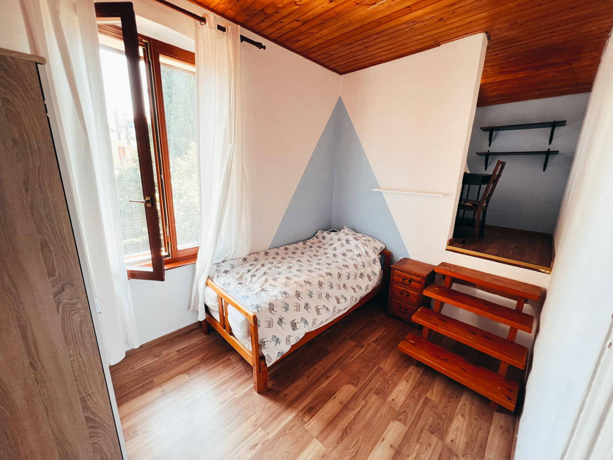 House, 23 175 m²