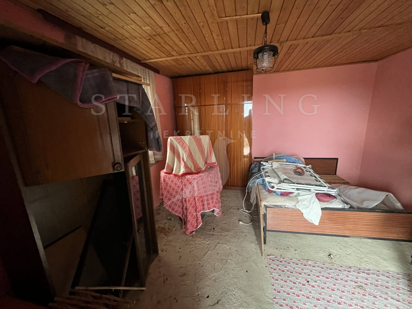 Дом, 592 м², 20 320$ — FAKTOR
