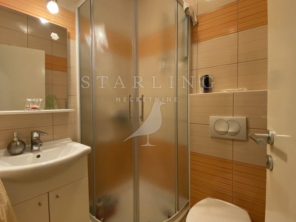 Квартира, 991 м², 216 906$ — FAKTOR