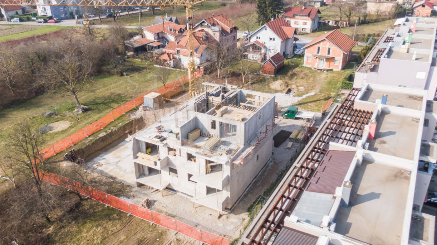 Квартира, 1001 м², 230 542$ — FAKTOR