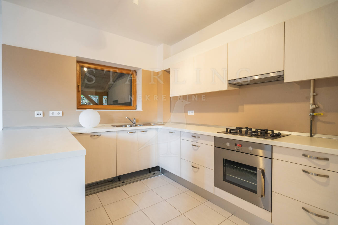Квартира, 980 м², 248 201$ — FAKTOR