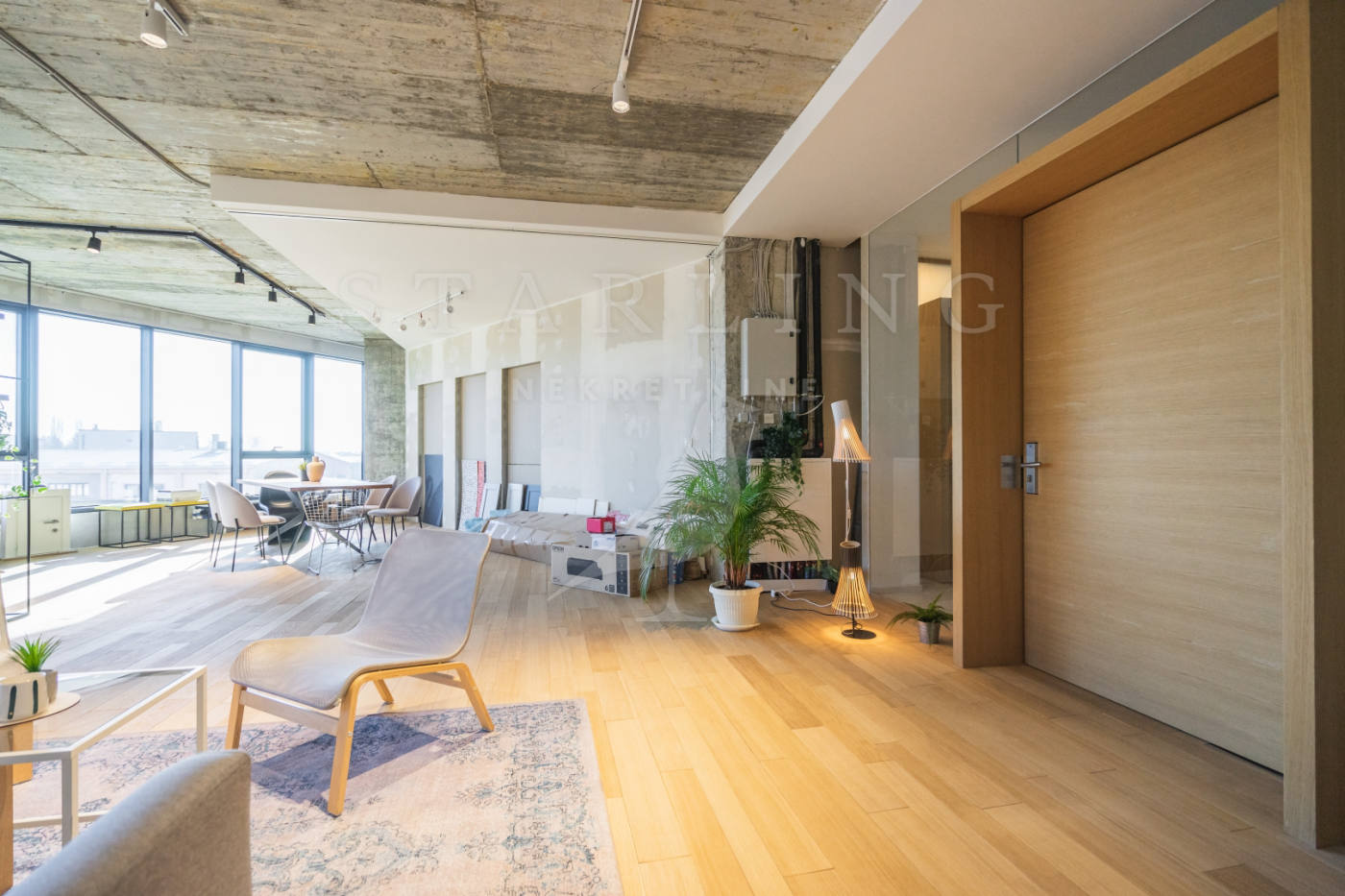 Квартира, 1302 м², 336 358$ — FAKTOR
