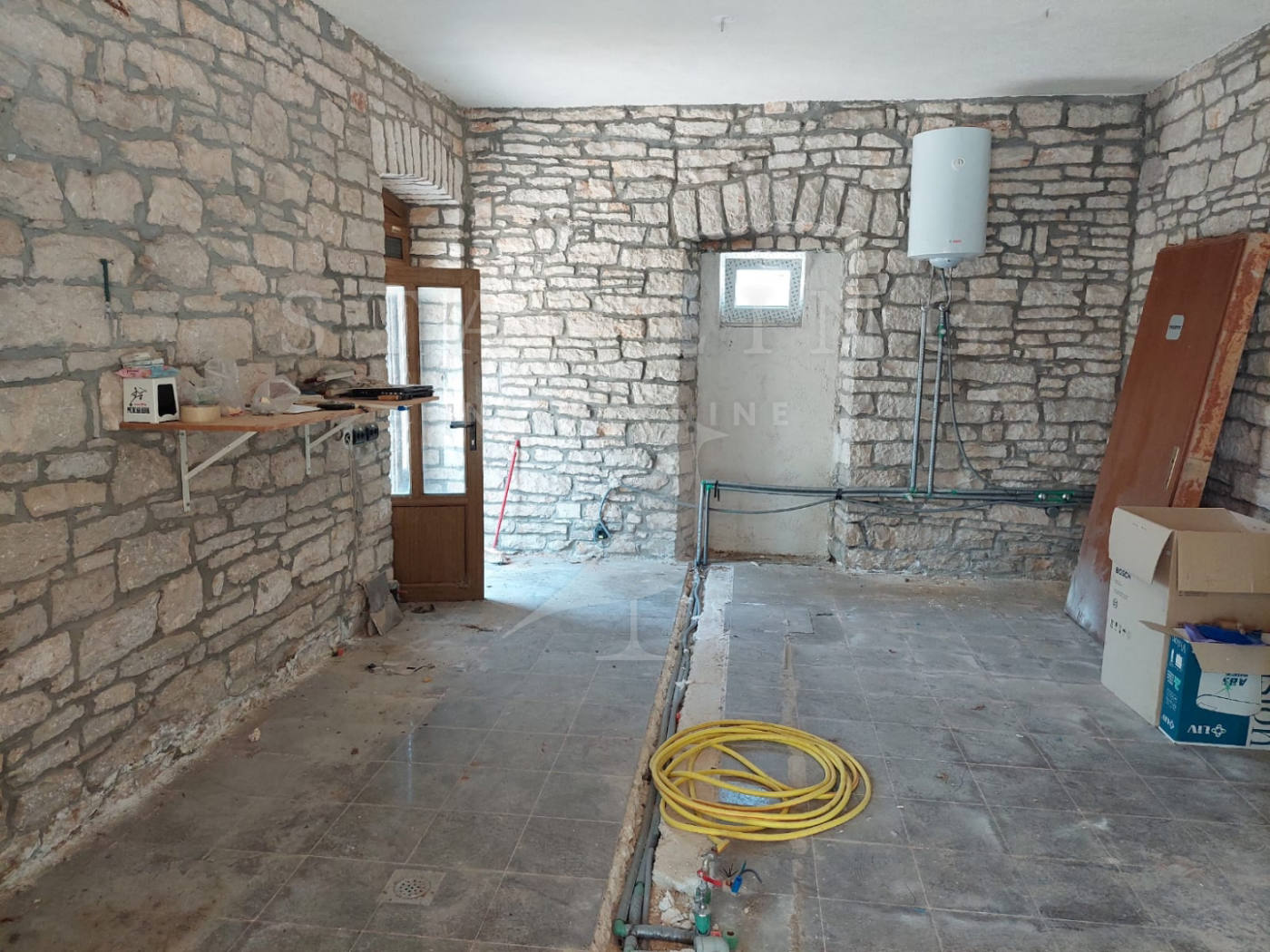 Квартира, 2099 м², 211 450$ — FAKTOR