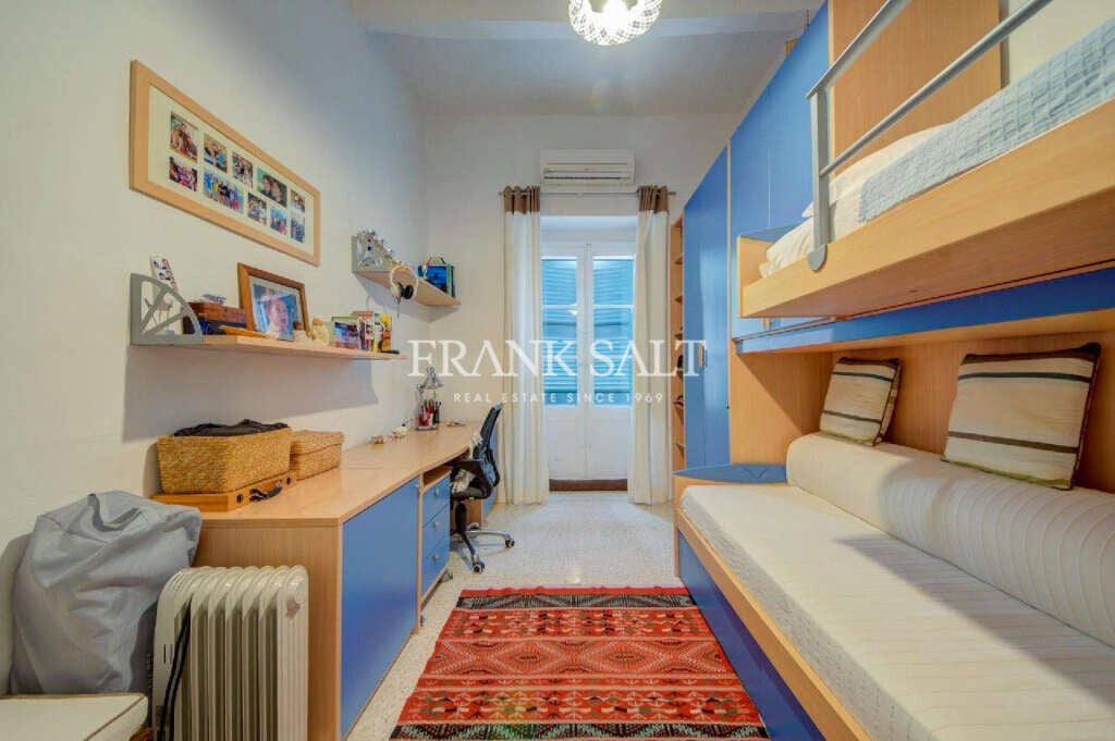 Квартира, 2207 м², 1 650 000$ — FAKTOR