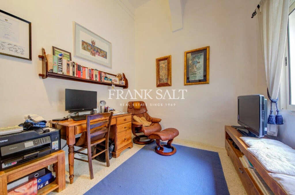 Квартира, 2207 м², 1 650 000$ — FAKTOR
