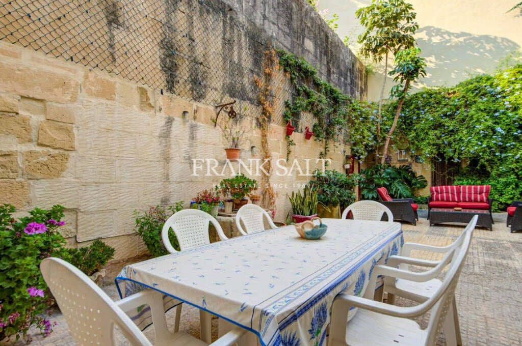 Квартира, 2207 м², 1 650 000$ — FAKTOR