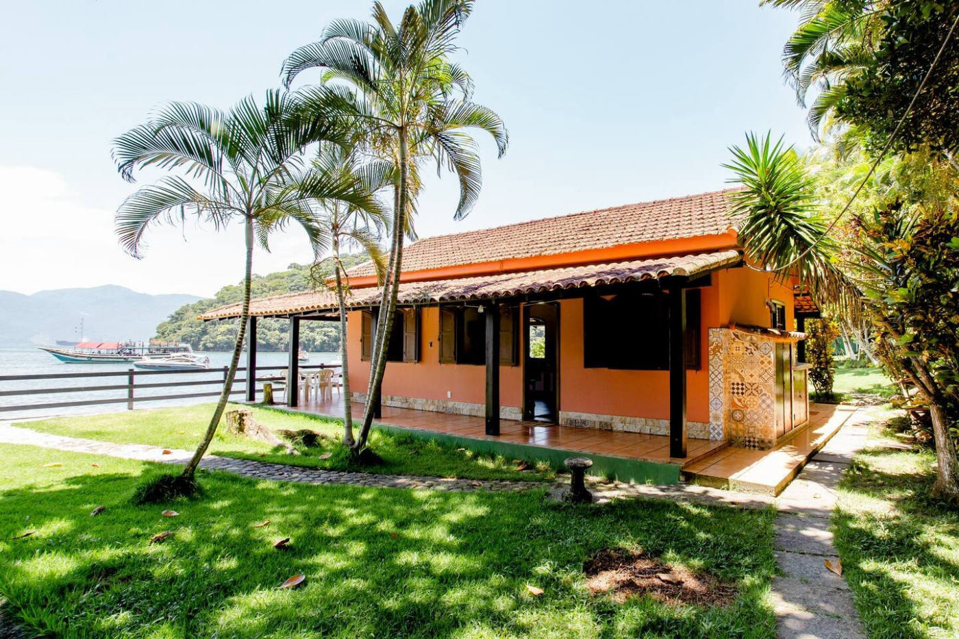House, 8 622 m²