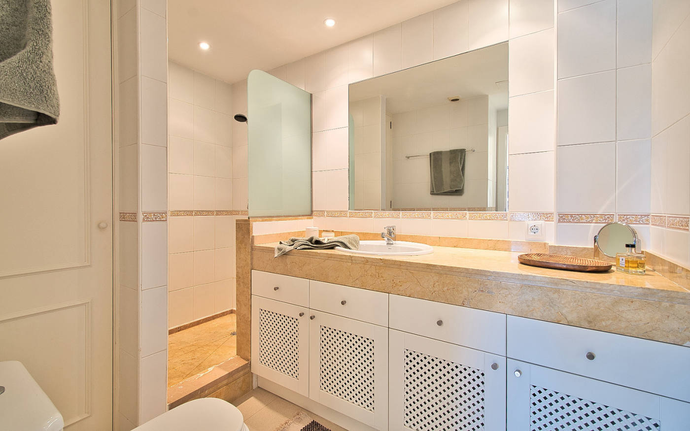Квартира, 968 м², 908 950$ — FAKTOR