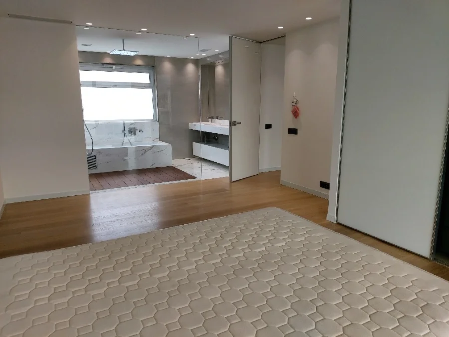 Квартира, 250 м², 2 615 000$ — FAKTOR