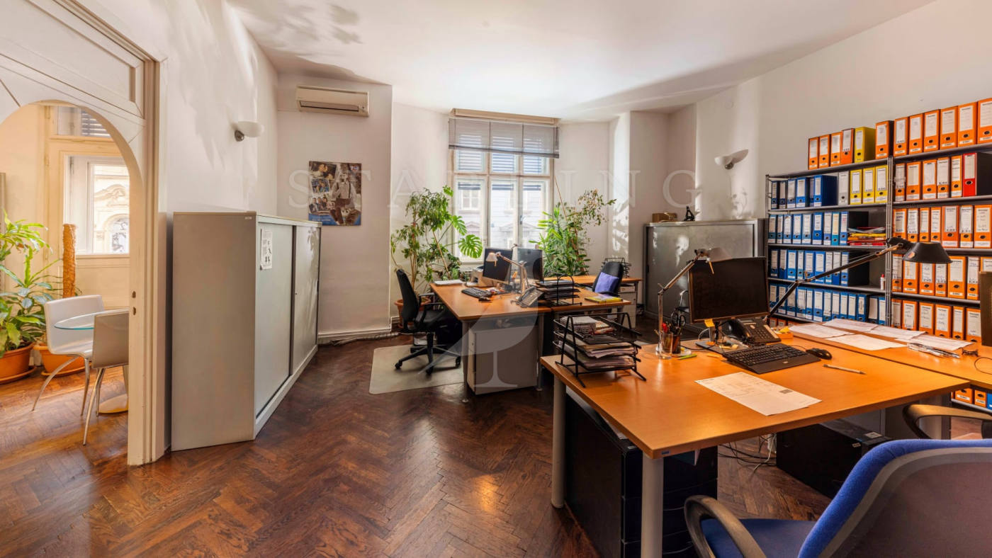 Квартира, 2885 м², 930 380$ — FAKTOR