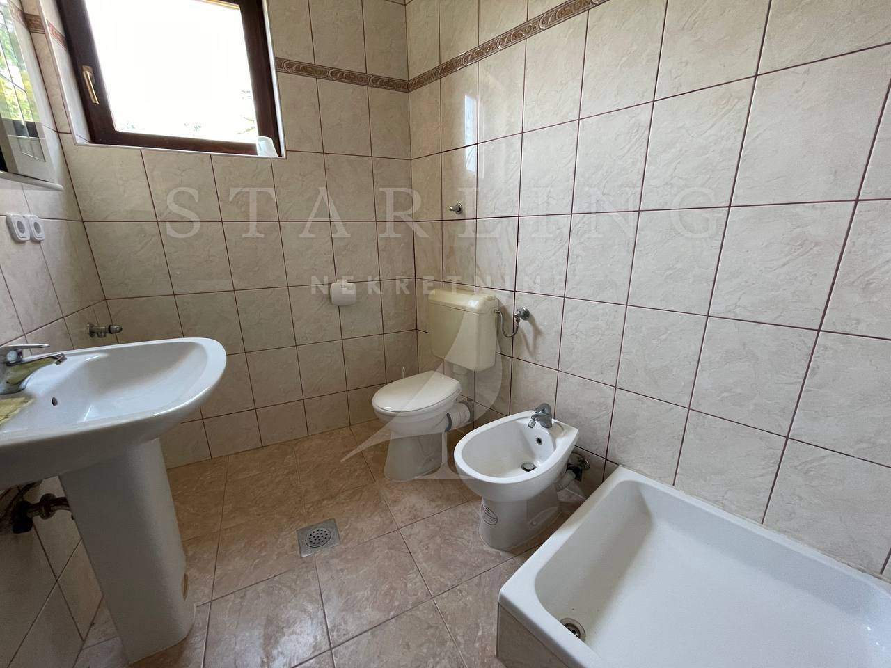 Квартира, 1109 м², 199 346$ — FAKTOR
