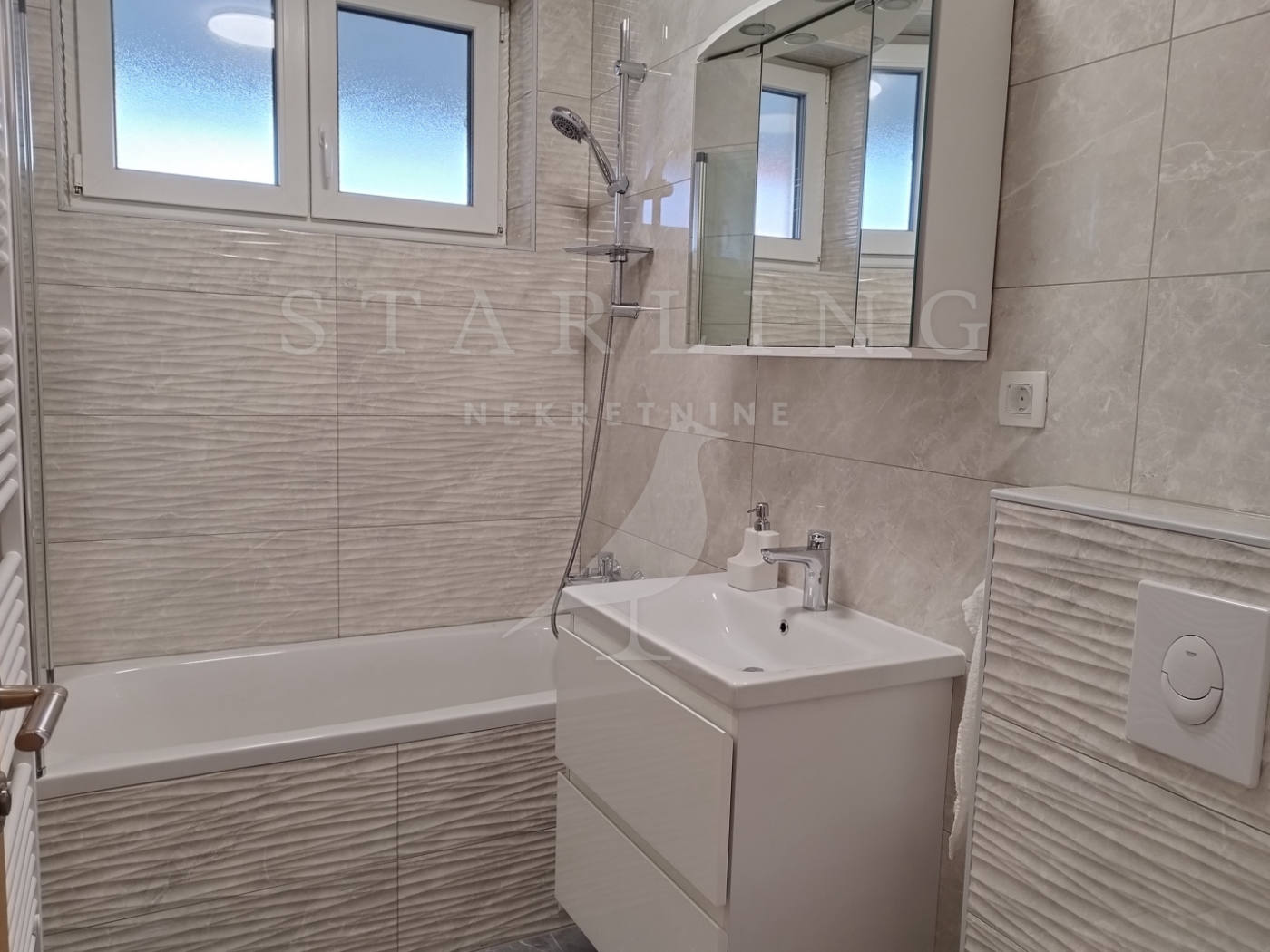 Квартира, 1368 м², 274 416$ — FAKTOR