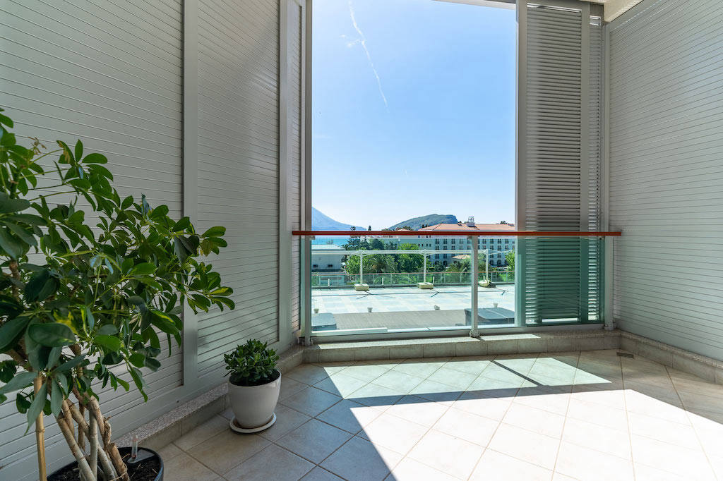Квартира, 753 м², 345 000$ — FAKTOR