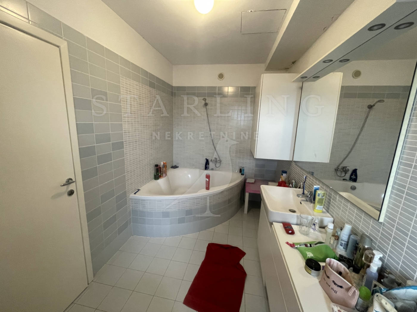 Квартира, 1228 м², 297 180$ — FAKTOR