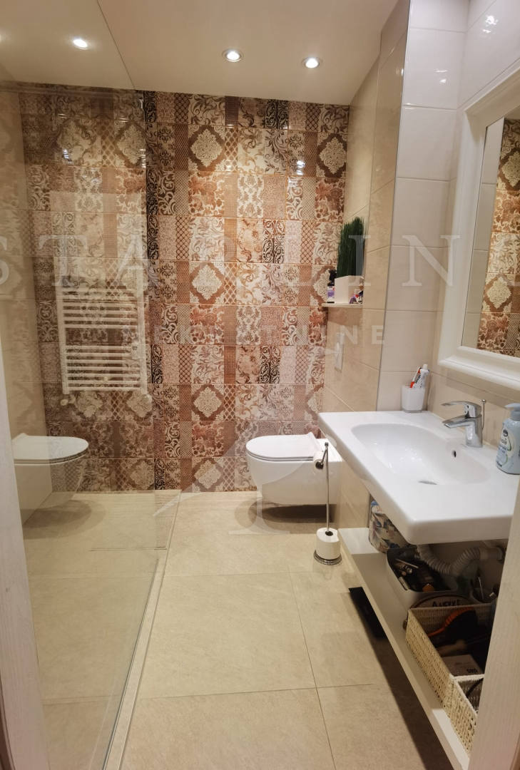 Квартира, 668 м², 196 093$ — FAKTOR