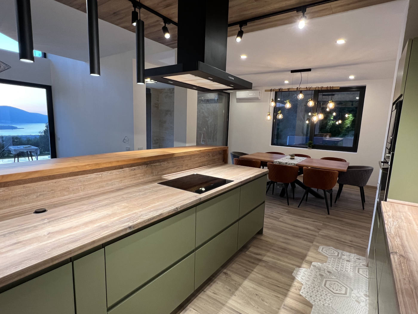 Квартира, 3380 м², 1 750 000$ — FAKTOR