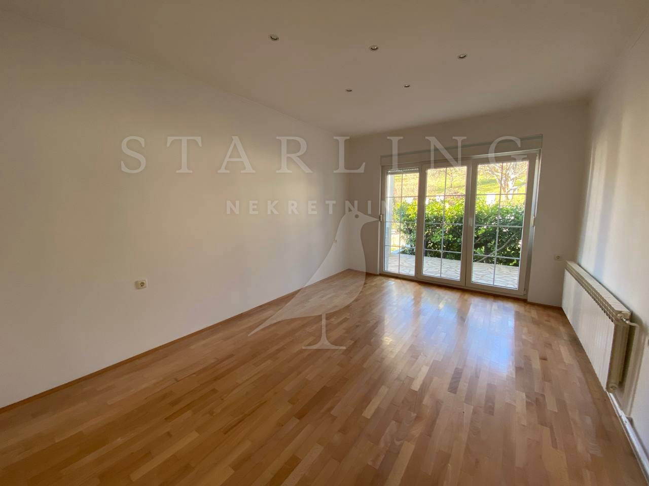 Квартира, 1206 м², 169 292$ — FAKTOR