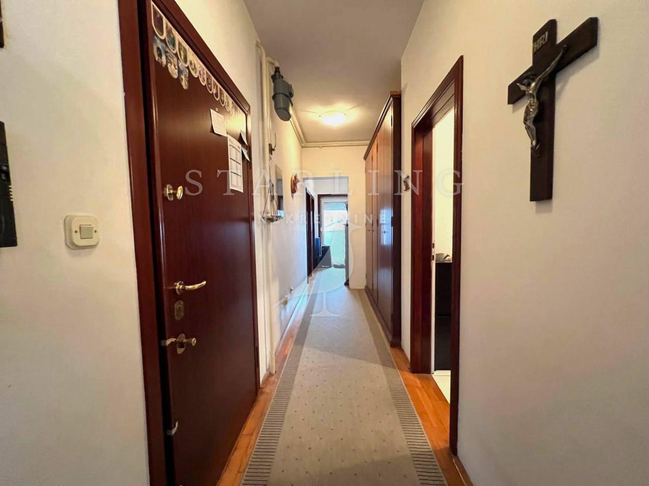 Квартира, 1292 м², 252 030$ — FAKTOR