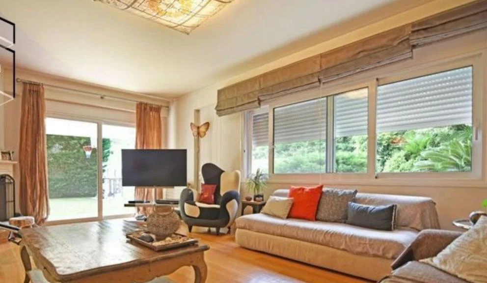 Квартира, 250 м², 1 682 000$ — FAKTOR