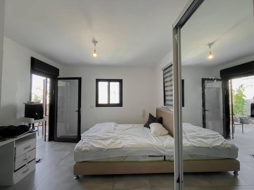 Квартира, 1109 м², 1 274 000$ — FAKTOR