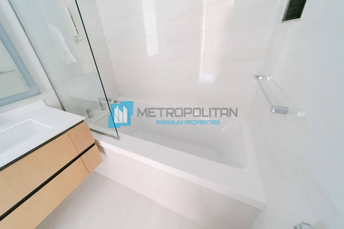 Квартира, 1292 м², 953 500$ — FAKTOR