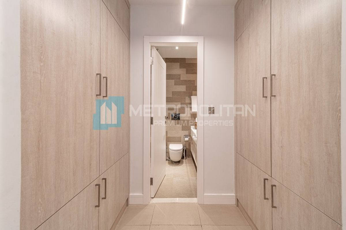 Квартира, 1281 м², 953 500$ — FAKTOR