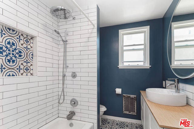 Квартира, 16307 м², 1 395 000$ — FAKTOR