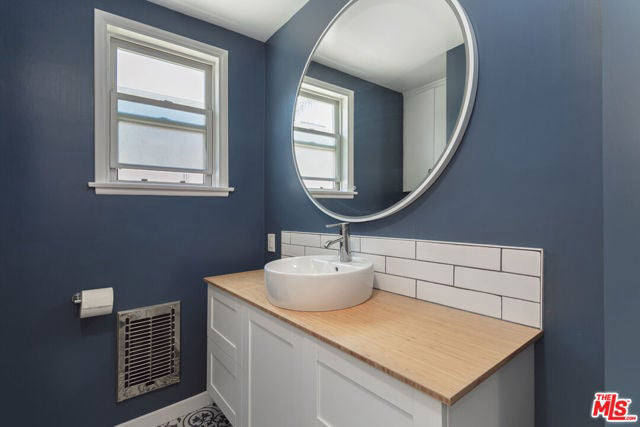 Квартира, 16307 м², 1 395 000$ — FAKTOR