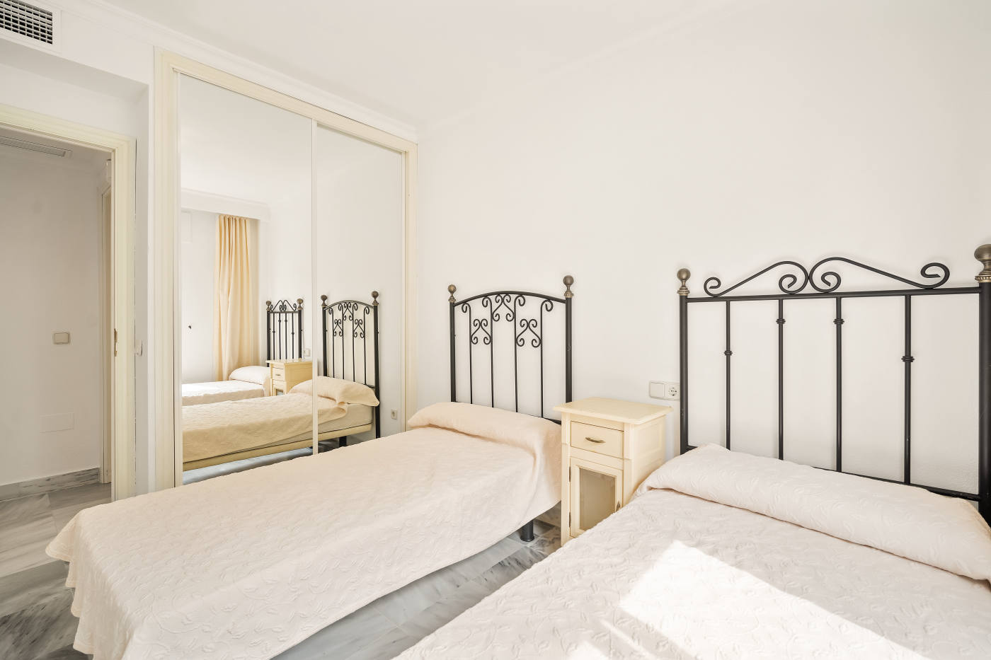 Квартира, 1582 м², 465 361$ — FAKTOR