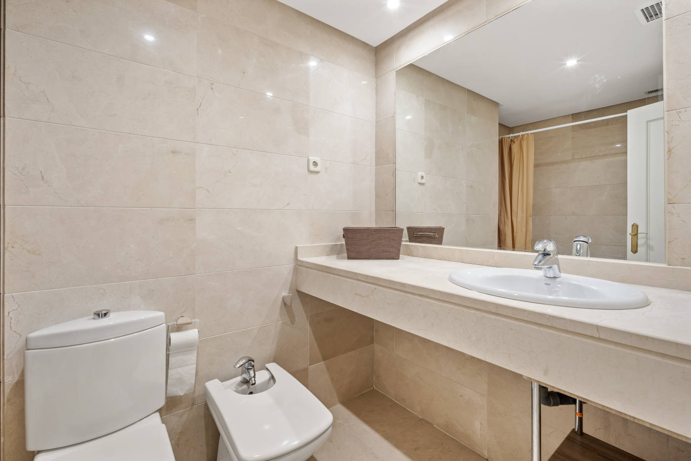 Квартира, 1582 м², 465 361$ — FAKTOR