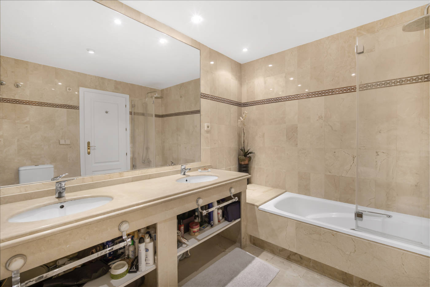 Квартира, 1410 м², 525 641$ — FAKTOR