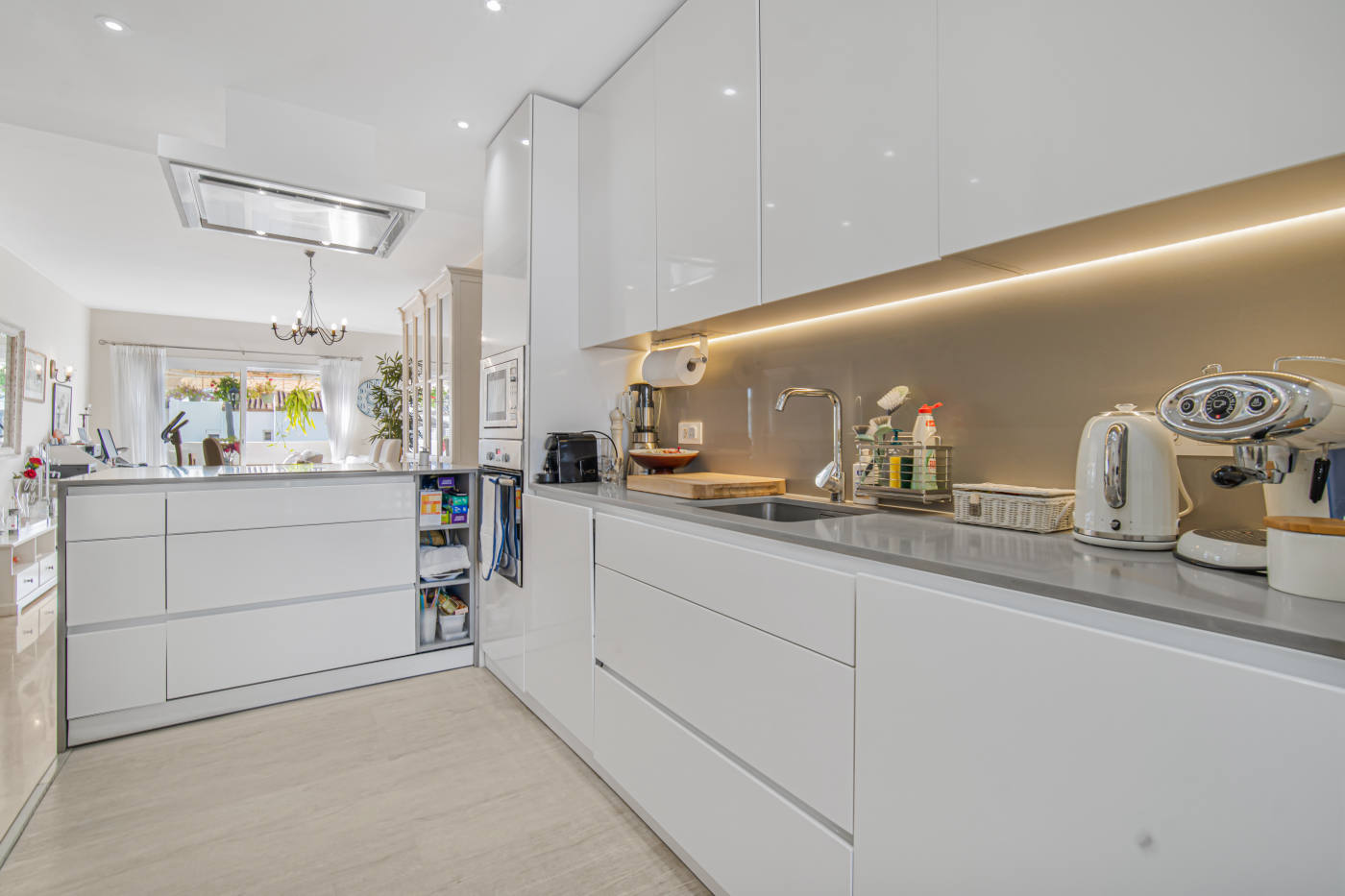 Квартира, 1410 м², 525 641$ — FAKTOR