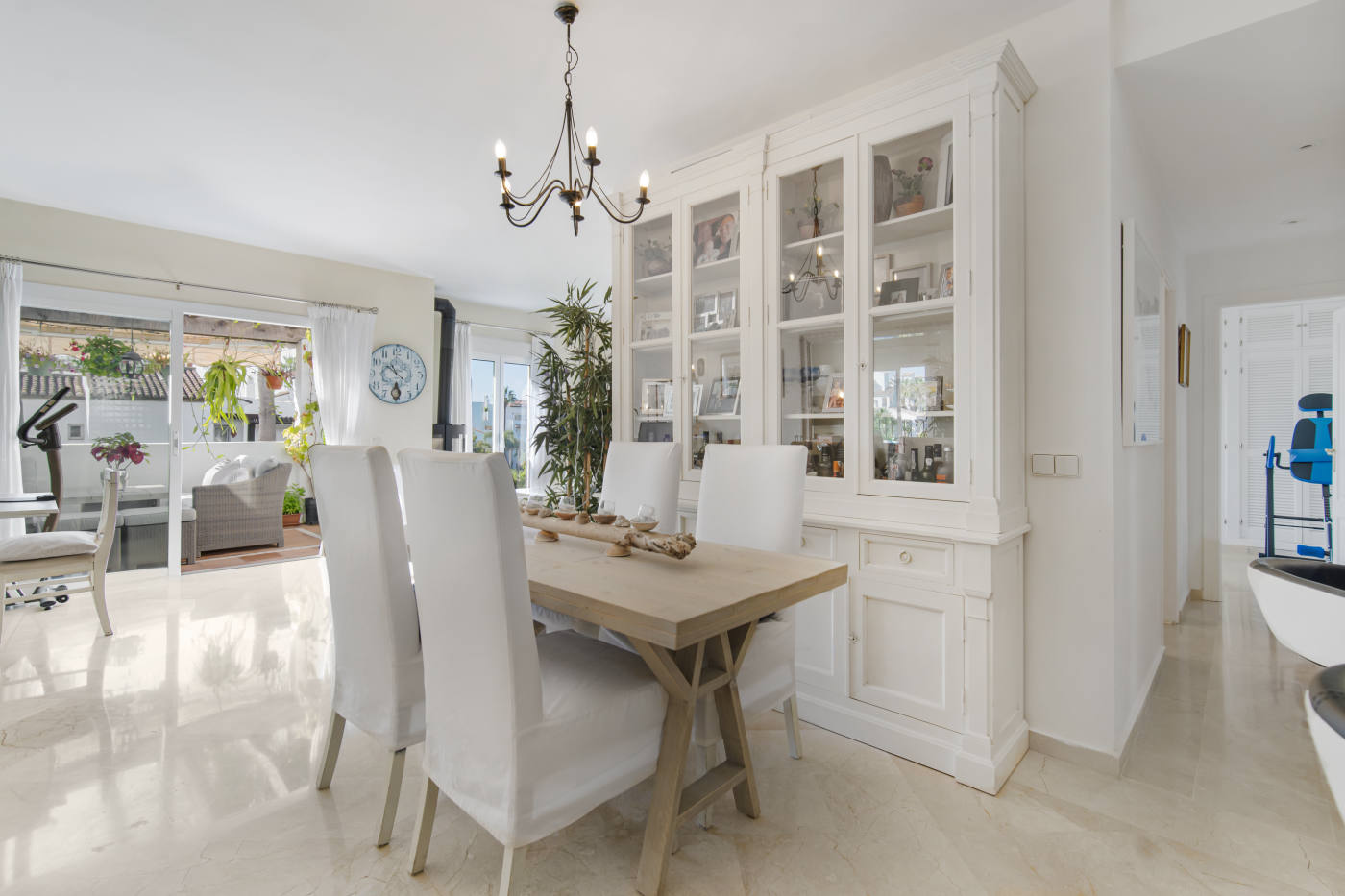 Квартира, 1410 м², 525 641$ — FAKTOR
