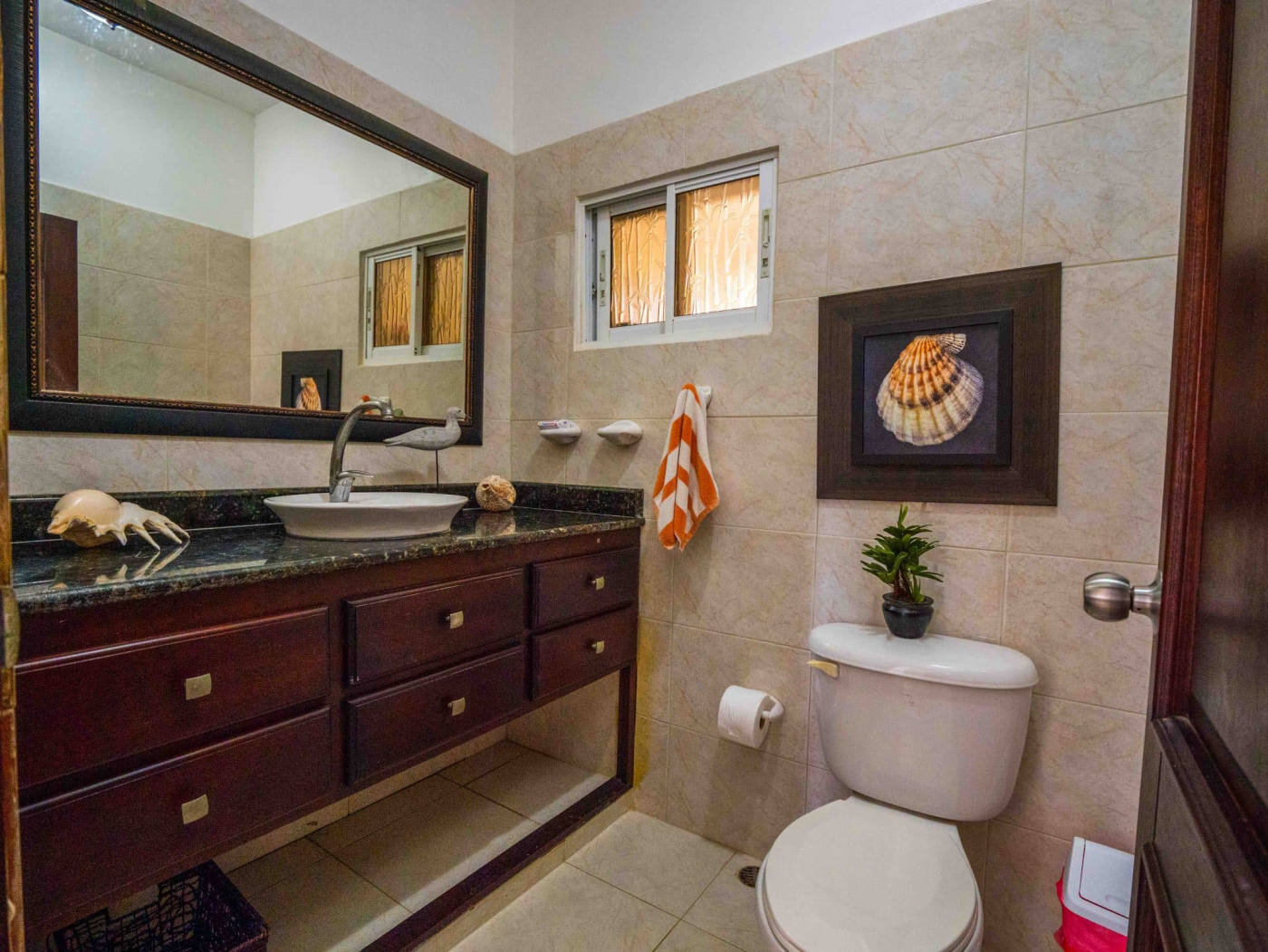 Квартира, 2239 м², 299 000$ — FAKTOR