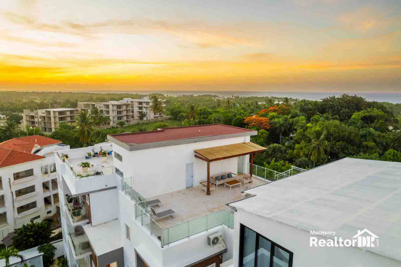 Квартира, 2239 м², 439 000$ — FAKTOR