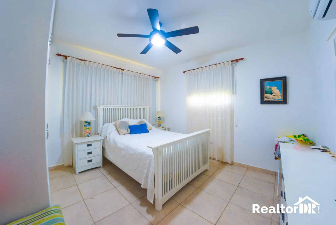 Квартира, 2153 м², 350 000$ — FAKTOR