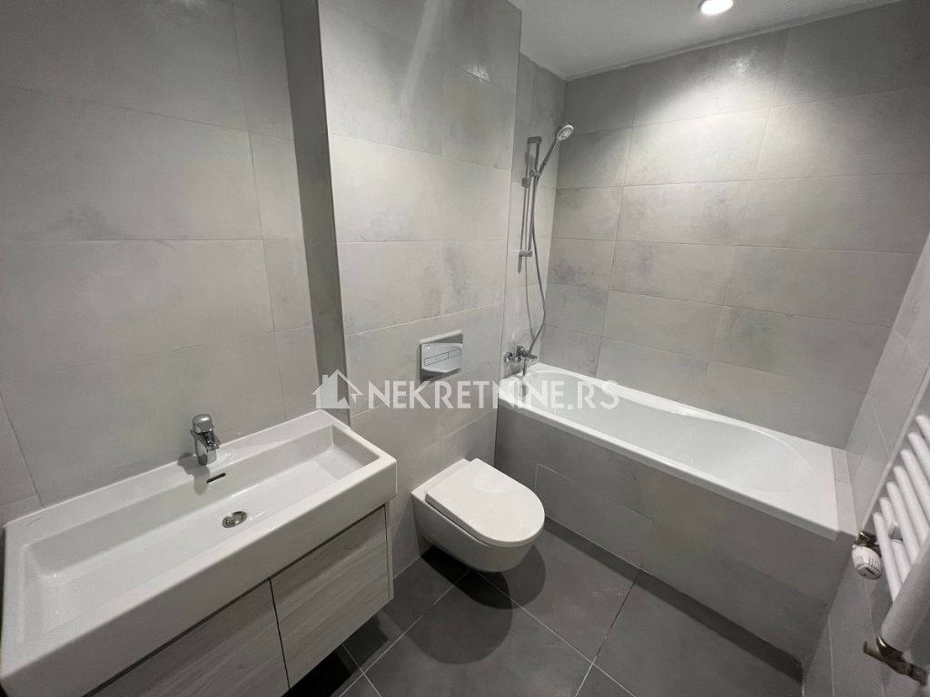 Квартира, 936 м², 422 996$ — FAKTOR