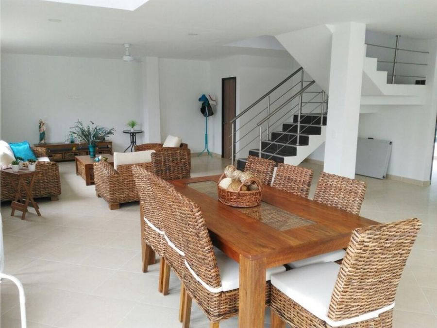 Квартира, 4306 м², 408 852$ — FAKTOR