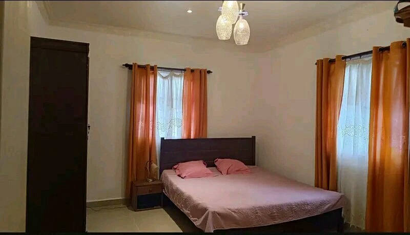Будинок, 2153 м², 138 185$ — FAKTOR