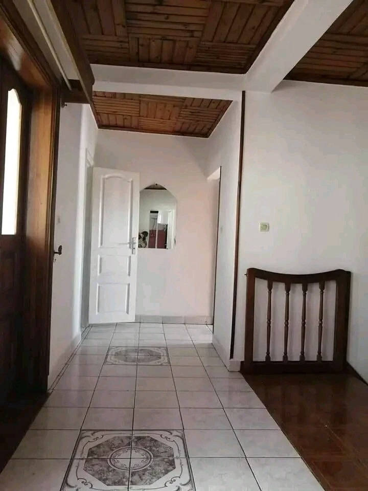 Будинок, 2153 м², 138 185$ — FAKTOR
