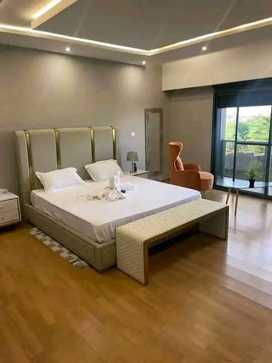 Будинок, 1722 м², 801 241$ — FAKTOR