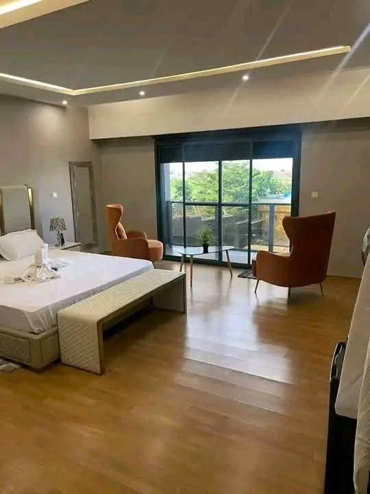 Будинок, 1722 м², 801 241$ — FAKTOR